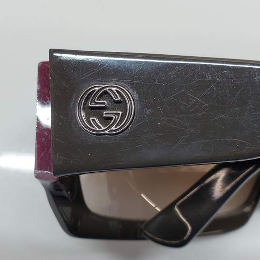 Gucci GG2593/S BMW52 Sunglasses Size 59/16 AUTHENTICATED image number 4