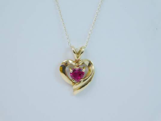 Romantic 10K Yellow Gold Ruby Heart Pendant Necklace 1.7g image number 3