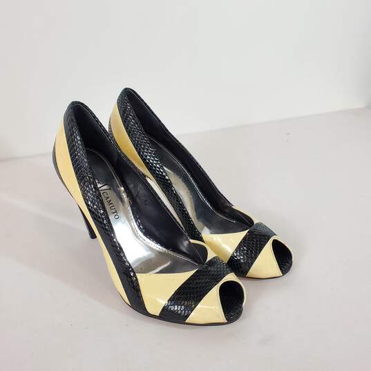 Vince Camuto Multi Stripe Leather Pump Heels Shoes Size 7.5 B image number 3