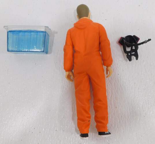 Mezco Toyz Breaking Bad Jesse Pinkman Orange Hazmat Suit Action Figure image number 2