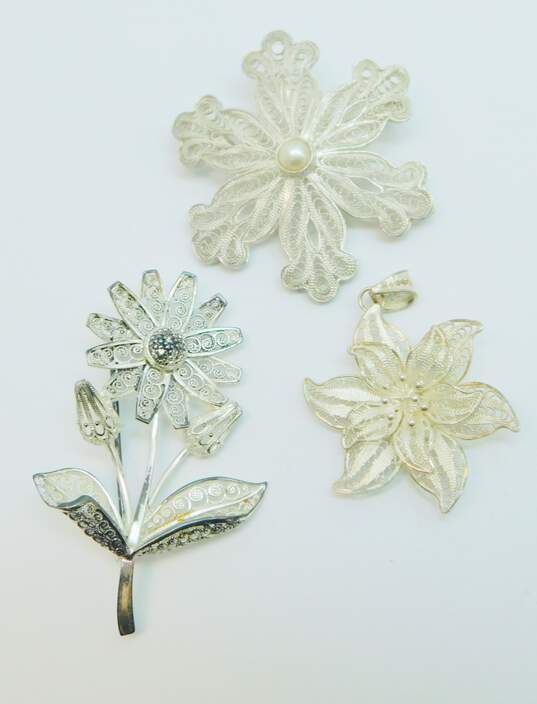 Vintage Germany 925 Spun Silver Filigree Flower Pendant & Brooch & Faux Pearl Snowflake Pendant Brooch 19.2g image number 2