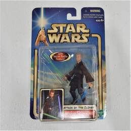 Lot of 2 Attack Of the  Clones  Sealed Action Figures  Anakin & Taun We alternative image