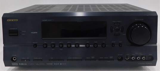 Onkyo Brand TX-SR674 Model AV Receiver w/ Attached Power Cable image number 1