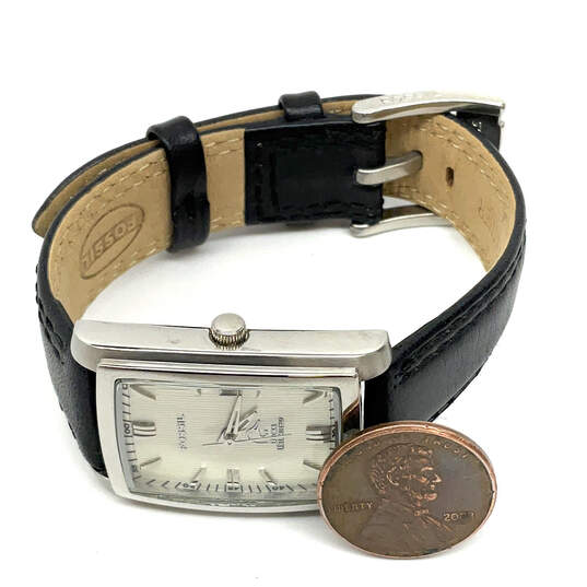 Designer Fossil Ducks Unlimited PR-5325 Square Dial Analog Wristwatch image number 2