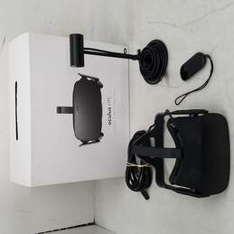 Oculus Rift CV1 VR Headset