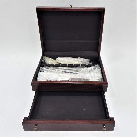 Vintage Community Silverplate Oneida Affection Flatware Set of 51 w/ Case image number 1