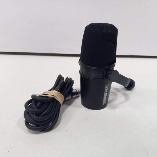Shure MV7X XLR Podcast Microphone image number 1