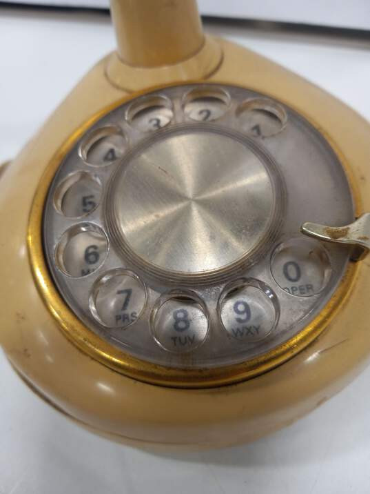 Vintage French-Style Princess Telephone image number 6