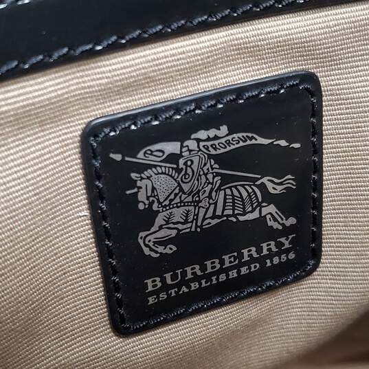 Burberry Beige Nova Check Black Leather Trim Hobo Bag AUTHENTICATED image number 5