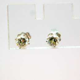 14k White Gold 0.56CTTW Diamond Stud Earrings 0.6g alternative image