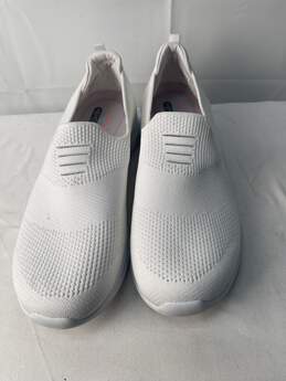 Skechers Mens White Slip On Walking Sneaker Size 11
