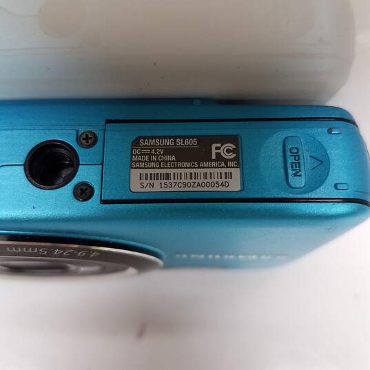 Samsung SL605 12.2MP Digital Camera 5X Optical Zoom Blue image number 5