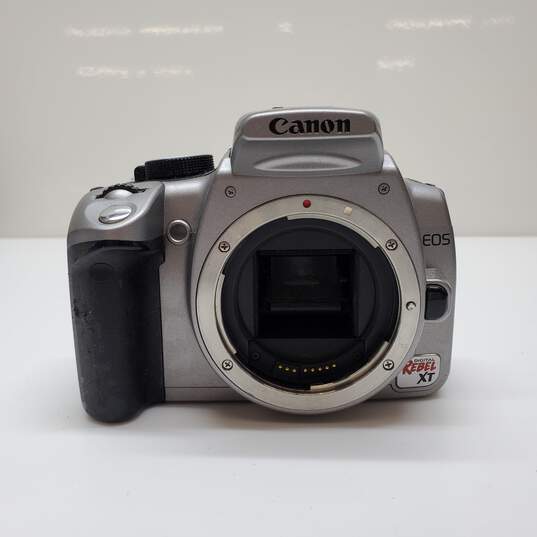 Canon EOS Digital Rebel XT DS126071 DSLR Camera Body & Battery Untested image number 1