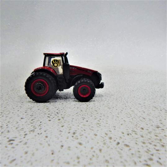 1:64 Case IH AFS Connect Magnum 380 Tractor - Milwaukee Brewers Edition 443880TP image number 3