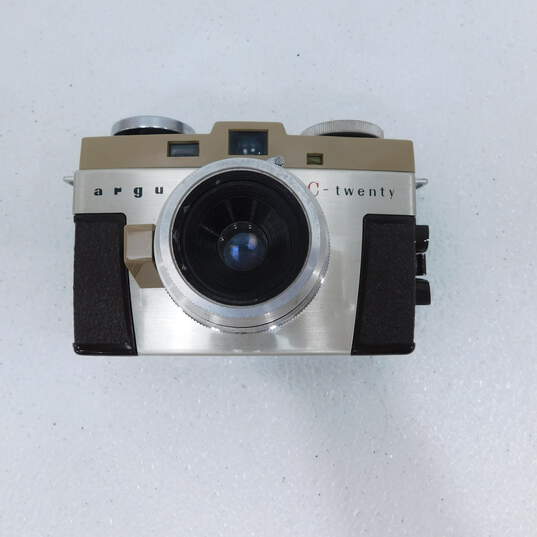 Argus C20 Rangefinder 35mm Film Camera w/ Lens & Case image number 2