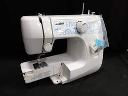 Brother Portable  Sewing Machine  Model LX3014