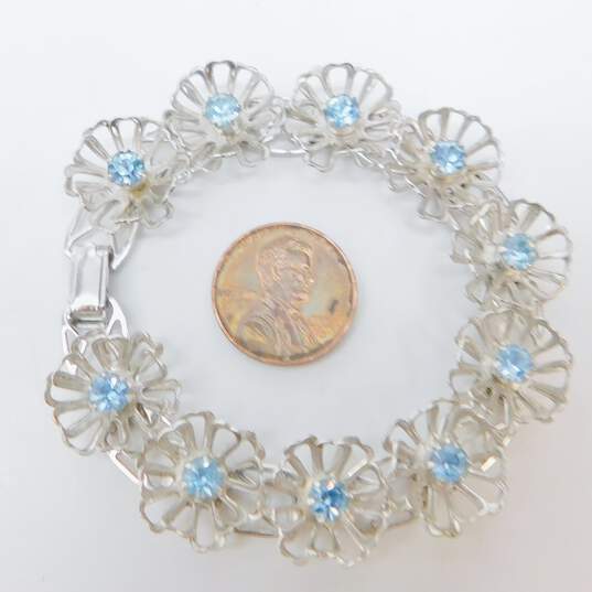 VNTG Coro Silver Tone & Icy Blue Rhinestone Flower Bracelet 15.4g image number 5