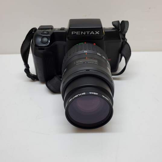 Pentax SF10 35mm Film Camera Bundle with 2 lenses & Bag image number 2