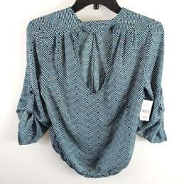 Collective Concepts Women Blue/White Blouse PP NWT