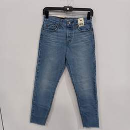 Levi's Women's Wedgie High Rise Tapered Leg Button Fly Jeans Size 25 NWT