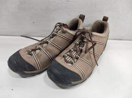 Men's Beige Tennis Shoes Size 7 1/2