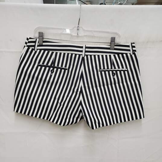 Michael Kors WM's Black & White Stripe Hot Pants Size 10 image number 2