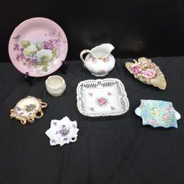 8pc Bundle of Assorted Porcelain Home Décor Pieces