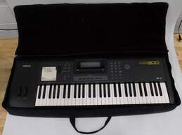 VNTG Yamaha QS300 Music Production Synthesizer w/ Soft Case and Accessories