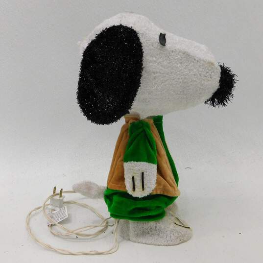 2013 Peanuts Worldwide Working Lighted Snoopy Nativity Christmas Decoration image number 4