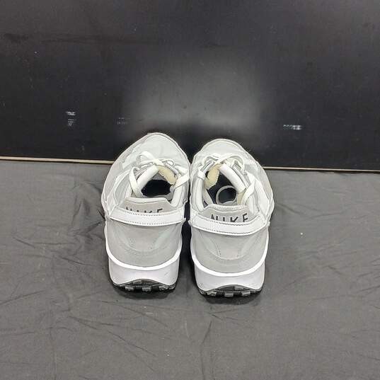 Nike Waffle Debut Running Shoes Men's Size 11 image number 4