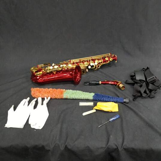 Lazarro LZR360AS Curved Alto Saxophone w/Accessories In Hard Case image number 3