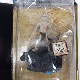 THE LORD OF THE RINGS - GOLLUM WITH SOUND BASE - IN BOX alternative image