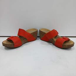 Women's Clarks Orange Wedge Sandals Size 6 alternative image