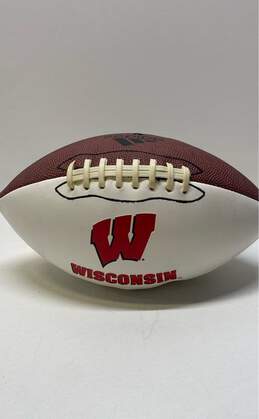 University of Wisconsin Football Signed by 1999 Heisman Trophy Winner Ron Dayne