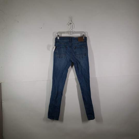 Womens Medium Wash 5 Pocket Design Denim Skinny Leg Jeans Size 28/32 image number 2