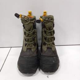 The North Face Women's Brown Leather/Green Fabric Snow Boots Size 6 alternative image