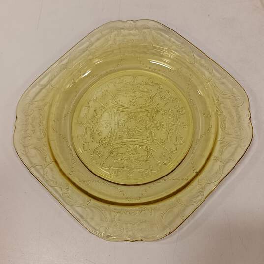 Set of 5 Vintage Amber Madrid Depression Glass Bow & Plates image number 5