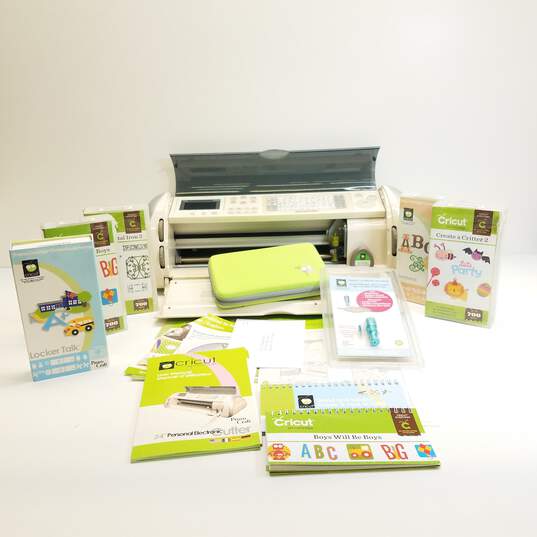 Cricut Expression CREX001 Electronic Cutter Machine and Accessories image number 1