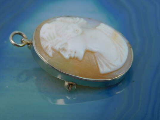 Vintage 18k Yellow Gold Carved Shell Cameo Pendant Brooch 4.3g image number 2