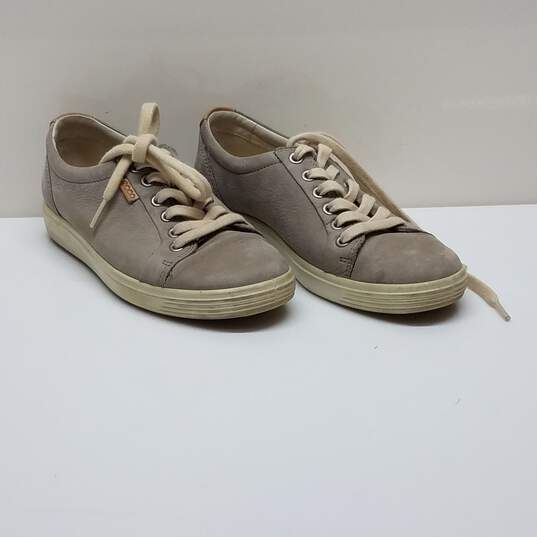 Nike Ecco Soft 7 Beige Trainers Women's Size 5.5 image number 1
