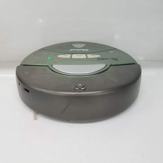 Roomba Model 4110 Robot Vacuum for Parts or Repair image number 4