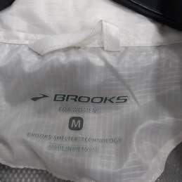 Brooks Shelter Technology Women's White Light Weight Running Jacket Size M