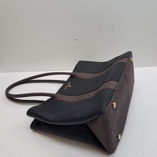 Michael Kors Austin Pebbled Leather Signature Stripe Tote Bag image number 4