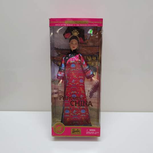 Mattel Dolls of the World Princess of China Barbie Doll 2001 IOB image number 1