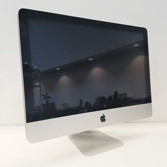 Apple iMac All-in-One (A1311) 21.5-inch (For Parts) image number 2