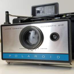 Polaroid Automatic 210 Land Camera alternative image