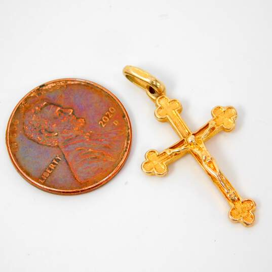 Vintage 14K Yellow Gold Crucifix Cross Pendant 1.7g image number 6