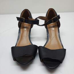 Clarks Womens Black Wedge Sandals Size 7.5 alternative image