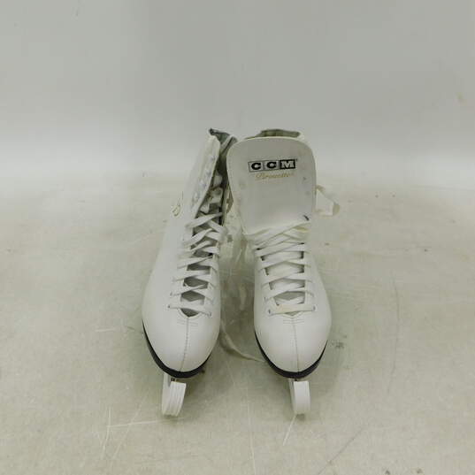 Jamie Sale David Pelletier White Leather CCM Pirouette Women's Size 5 Ice Skates image number 1