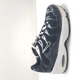 Nike Black/White Shoes Size 12C